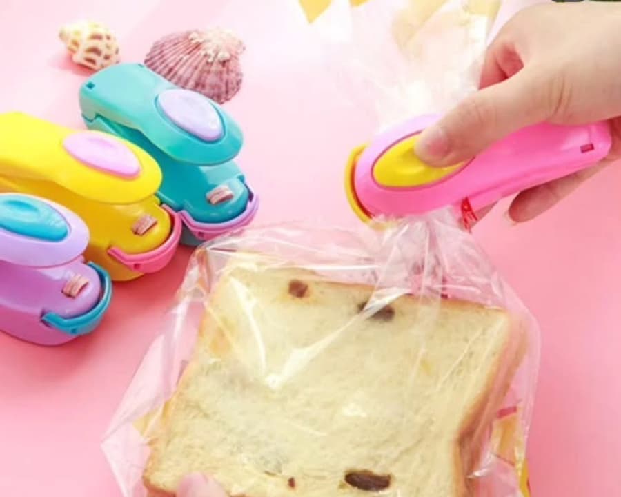 Mini Sellador De Bolsa a Pila (Con Iman) no trae pilas
